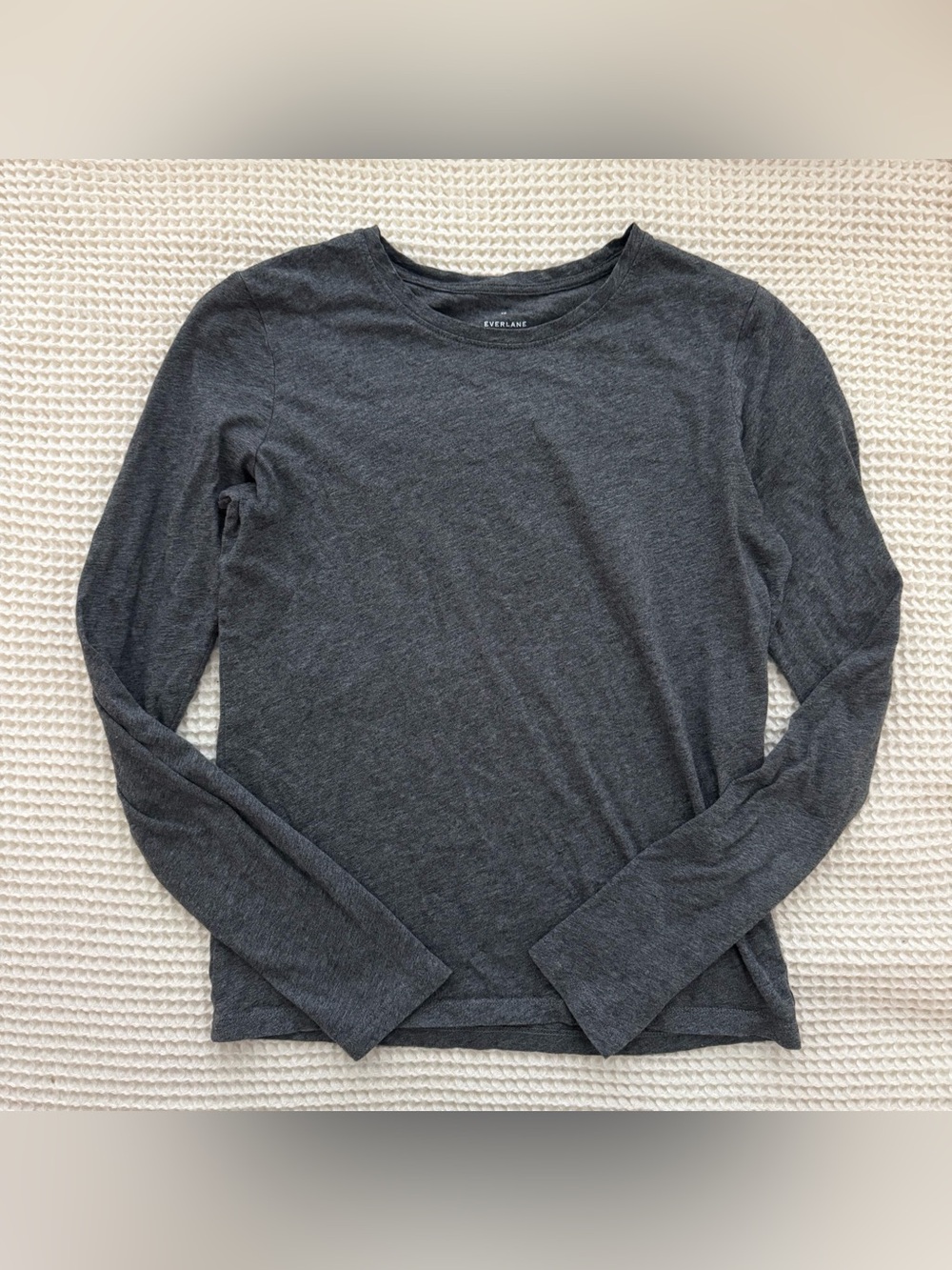 everlane organic cotton long sleeve tshirt